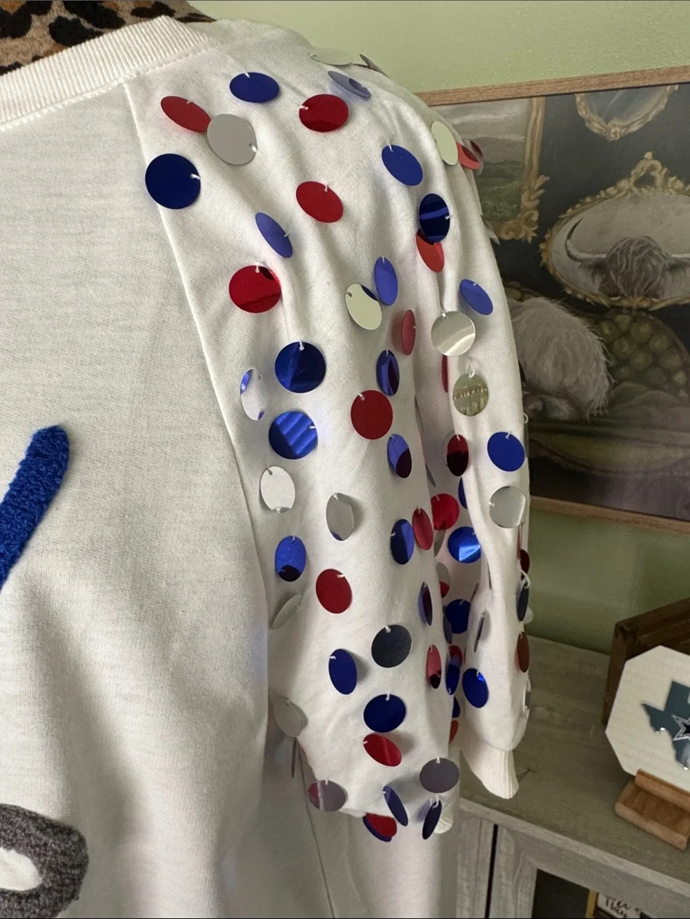 Party in the USA White Tee by BIBI Sz Large NWT - Picture 2 of 7